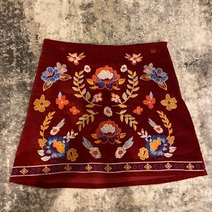 Embroidered skirt
